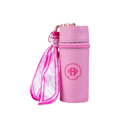 Estuche Porta Corrector con Pañuelo